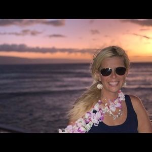 Meet your Posher, Casey